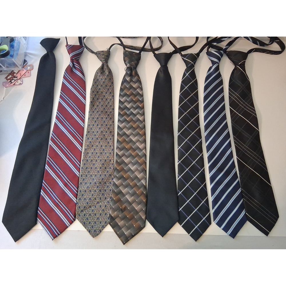 Lot of 8: Men's Ties 1 Clip On 7 Zip Neckties Nice Variety